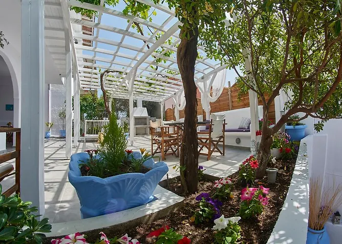 Maria 3* Торони