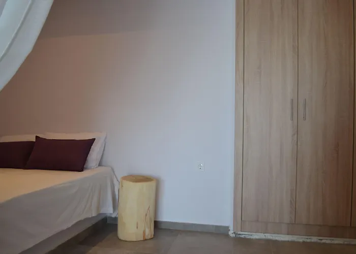 Maria 3* Торони