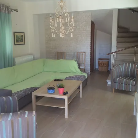 Aparthotel Maria 3*