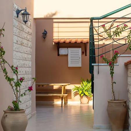 Maria Aparthotel
