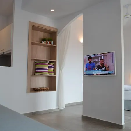 Maria Aparthotel