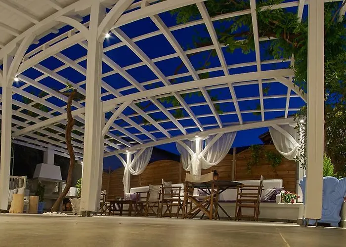 Maria Apartmanhotel 3*