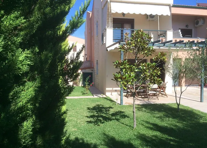 Maria Apartahotel 3*