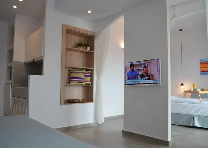 Maria Apartahotel